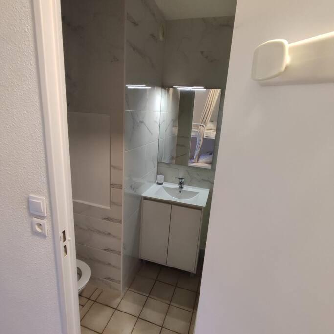 Studio Cabine Quatre Couchages Classe 2 Etoiles Bormes-les-Mimosas Kültér fotó